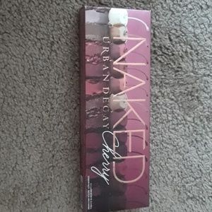 Naked Cherry Pallet